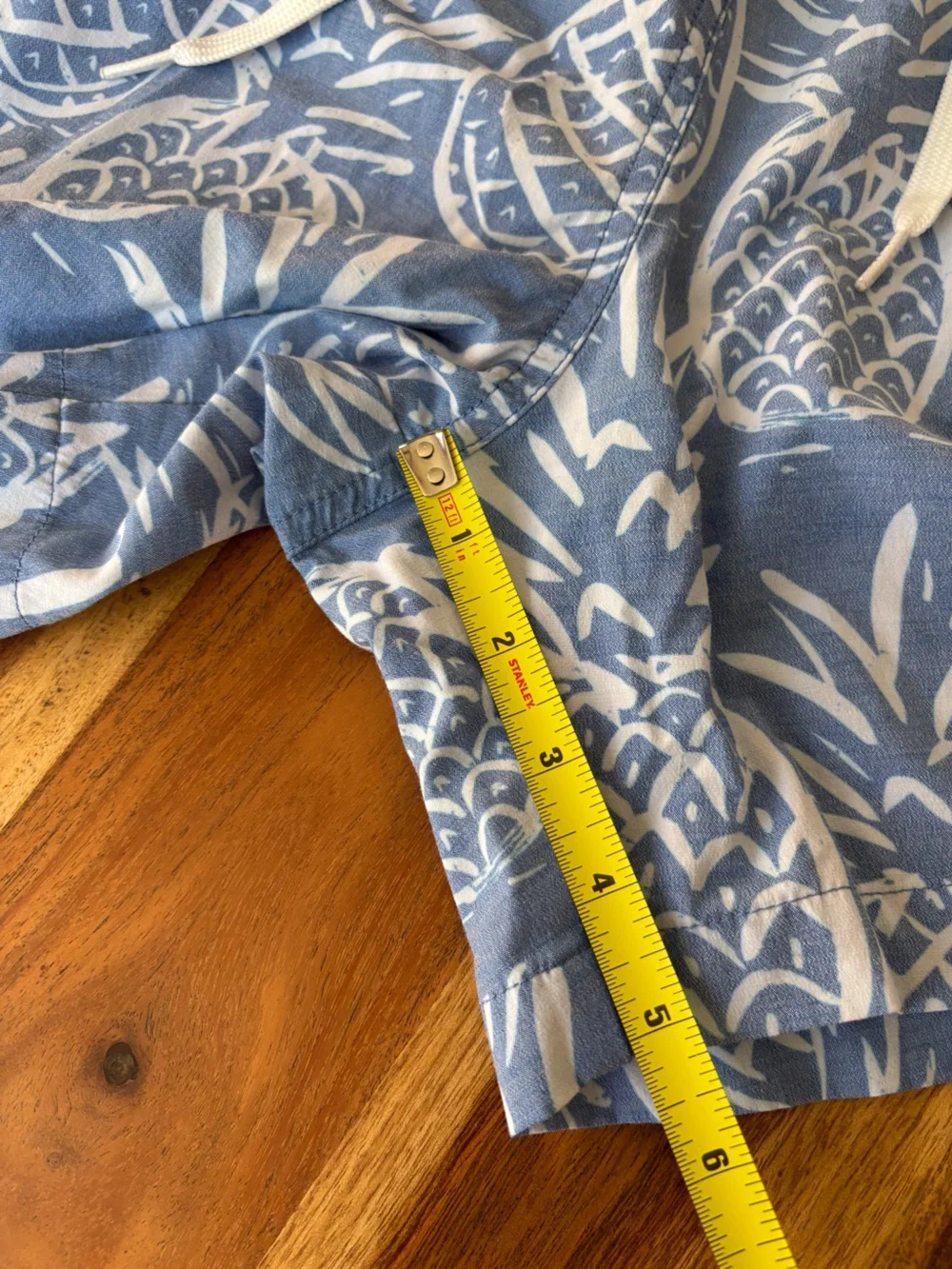 Chubbies Blue Pineapple Swim Trunks - Medium